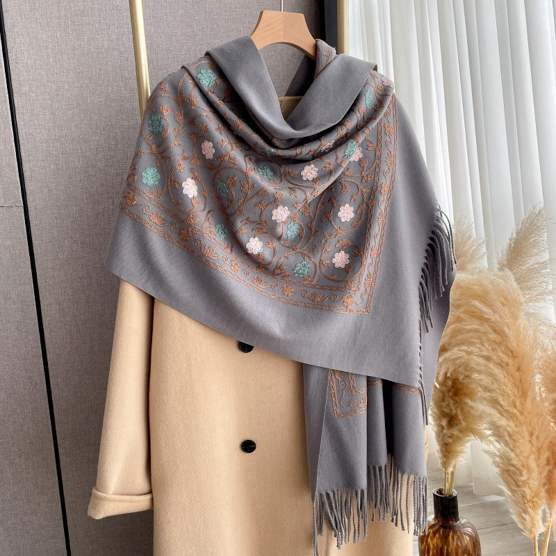 2025 New Embroidery Cashmere S - Cashmere Scarf Wrap のレビューと価格
