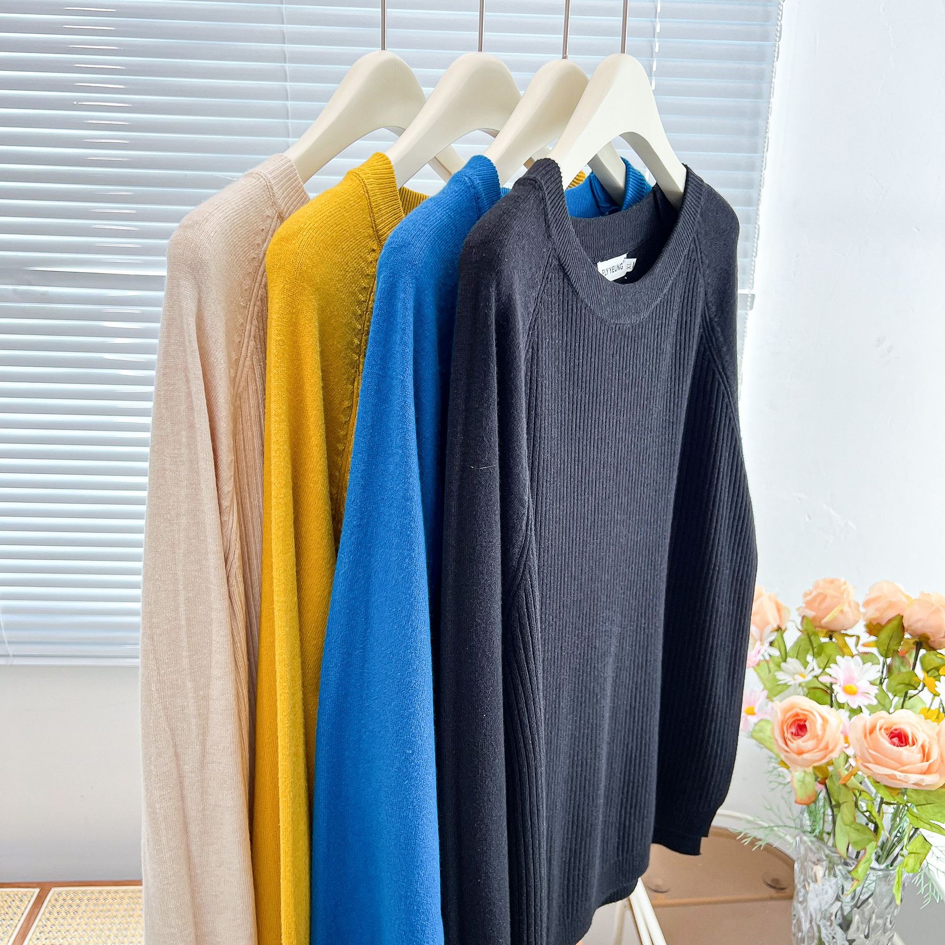Women's Simple Label Hem Slit  - Winter Clothing Label のレビューと価格
